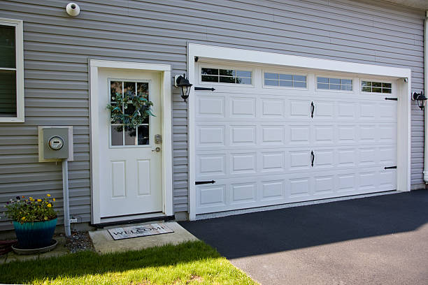24/7 Emergency Garage Door Panel Replacement experts in Franklin County County, OH